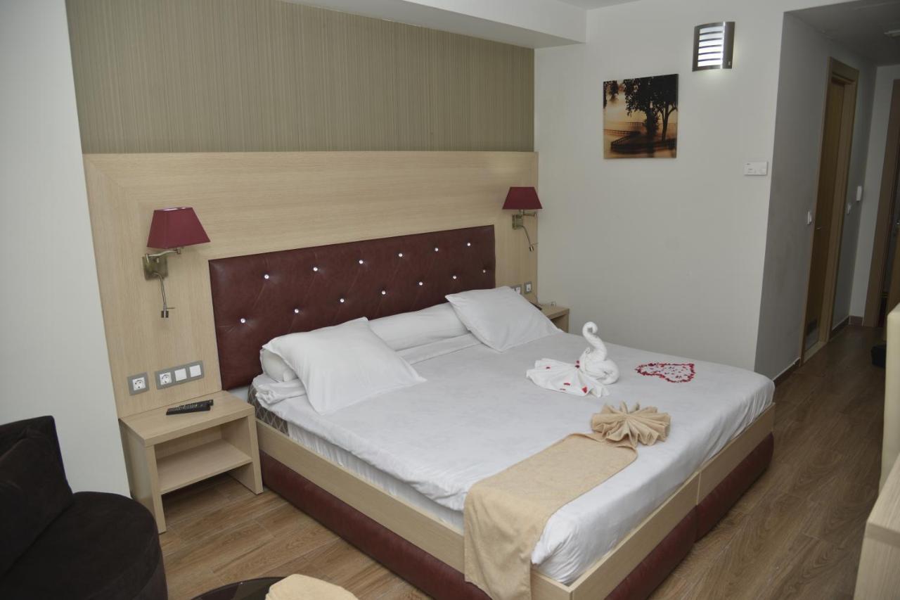 Hotel Amsterdam Rouiba Buitenkant foto